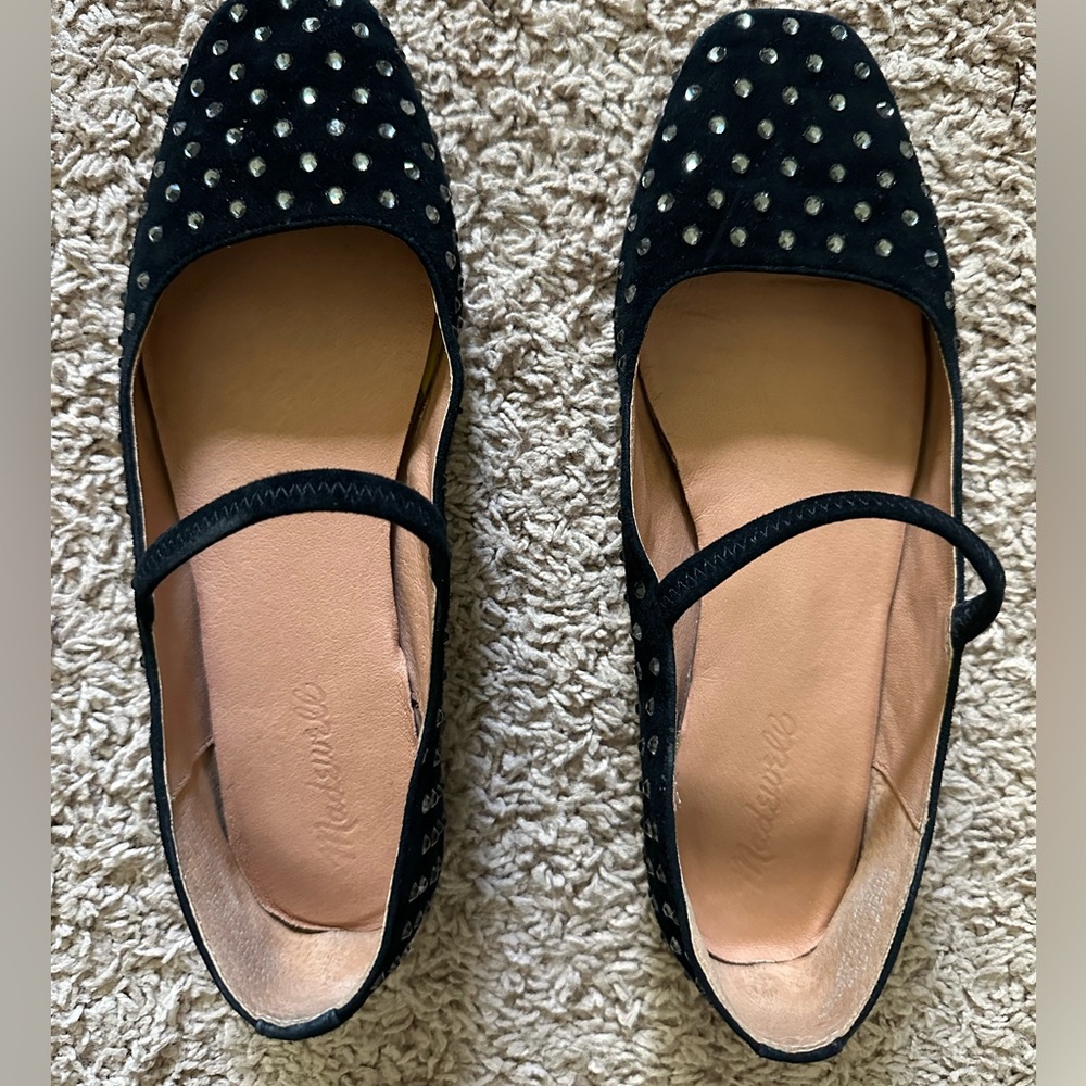 Good condition embellished Madewell Greta ballet flat, size 8.5